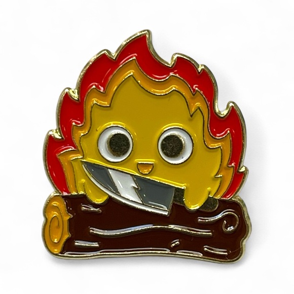 Calsifer howls moving castle studio Ghibli Fire knife & log Character Enamel Pin - Picture 1 of 1